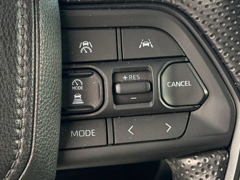 Used 2026 Toyota Tacoma SR5 AWD/4WD image 19