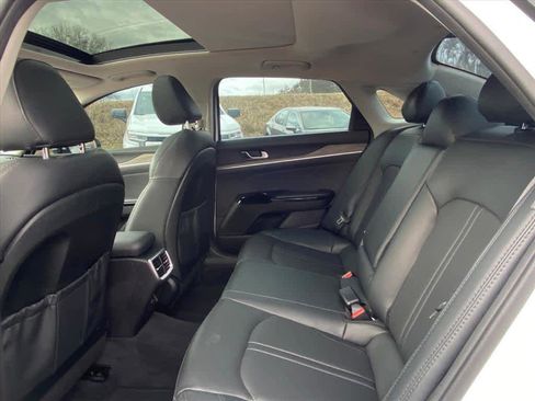 Used 2023 Kia K5 EX image 25