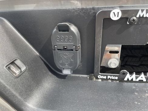 Used 2025 Chevrolet Silverado 1500 W/T RWD image 30