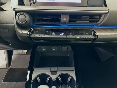 Used 2026 Toyota Prius XLE image 15