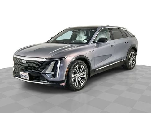 Used 2024 Cadillac Lyriq Luxury RWD image 1