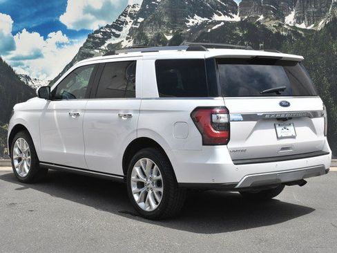 Used 2019 Ford Expedition Limited w/ Equipment Group 302A AWD/4WD image 9