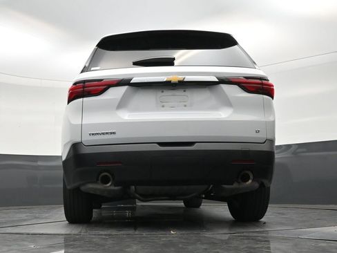 Used 2023 Chevrolet Traverse LT FWD image 23