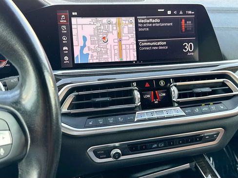 Used 2019 BMW X5 xDrive40i w/ Convenience Package AWD/4WD image 28