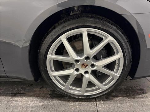 New 2026 Porsche Panamera 4 image 15