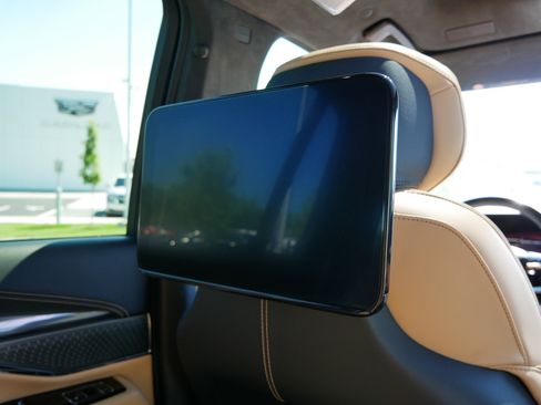 Certified 2026 Cadillac Escalade IQ Sport 2 AWD/4WD image 11