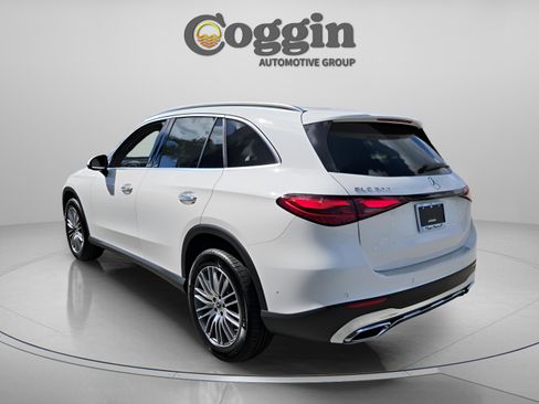 New 2026 Mercedes-Benz GLC 300 image 3