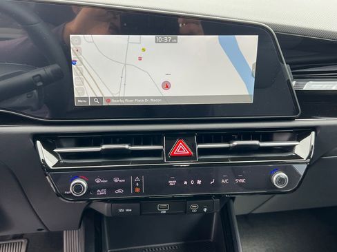 New 2025 Kia Niro EX image 27