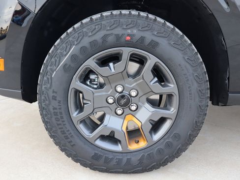 New 2026 Ford Maverick Tremor image 28