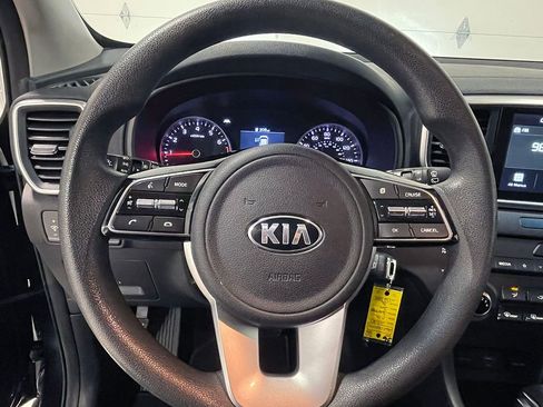 Used 2020 Kia Sportage LX image 29