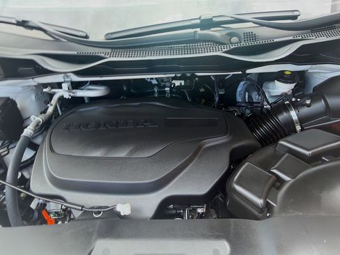 Used 2024 Honda Odyssey EX-L image 33