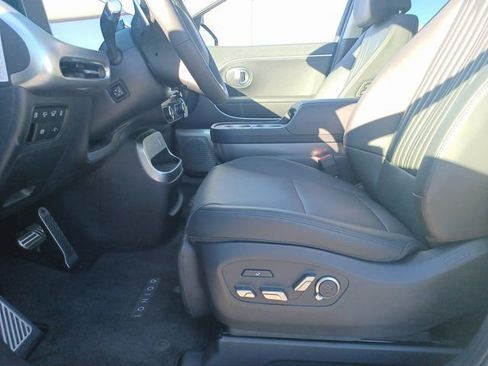 New 2026 Hyundai Ioniq 9 Calligraphy image 16