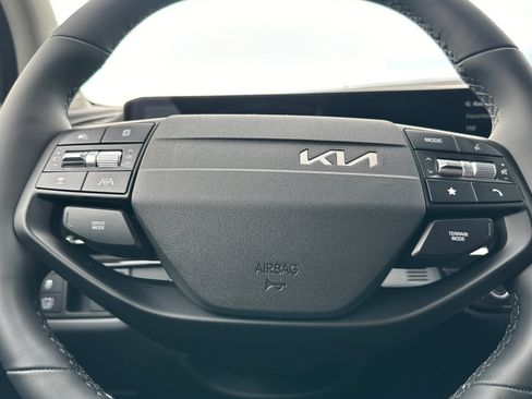 New 2026 Kia Sportage EX AWD/4WD image 24