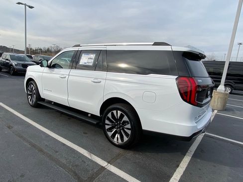 New 2026 Ford Expedition Max Platinum w/ Driver's Package image 5