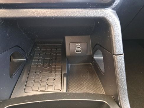 Used 2024 Ford Ranger XLT w/ FX4 Off-Road Package image 13