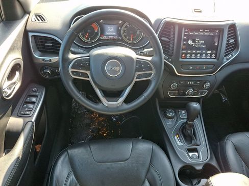 Used 2021 Jeep Cherokee Latitude Lux w/ Comfort/Convenience Group AWD/4WD image 11