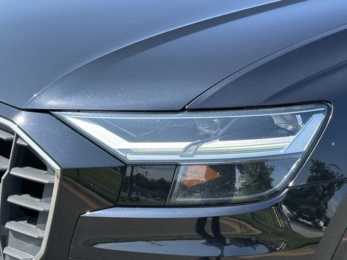Used 2019 Audi Q8 Premium Plus AWD/4WD image 12