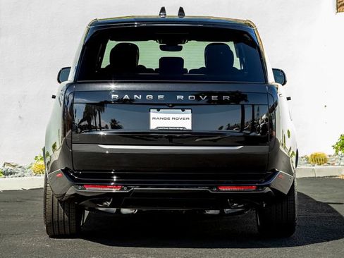 New 2026 Land Rover Range Rover Long Wheelbase SE AWD/4WD image 8