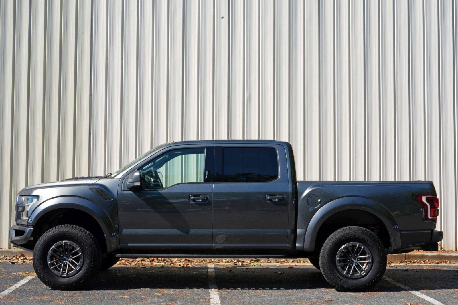 Used 2019 Ford F150 Raptor w/ Equipment Group 802A Luxury AWD/4WD image 54
