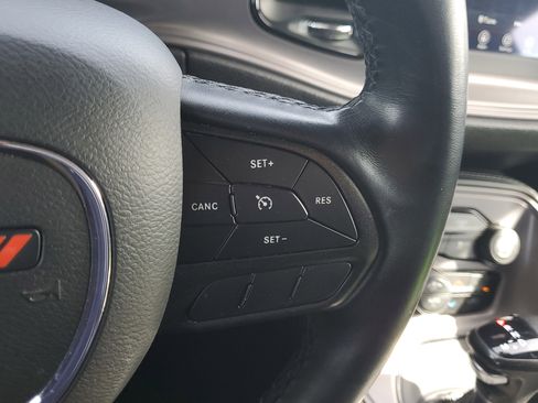 Used 2023 Dodge Challenger SXT image 18