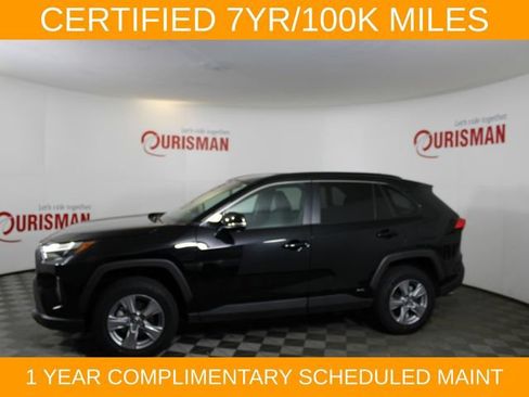 Used 2025 Toyota RAV4 XLE AWD/4WD image 4