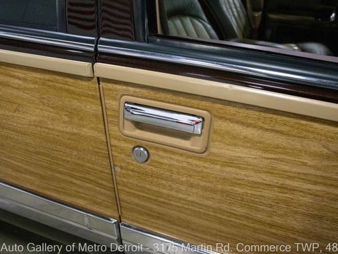 Used 1996 Buick Roadmaster Estate image 36