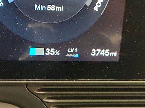 Used 2025 Hyundai Ioniq 5 Limited AWD/4WD image 15