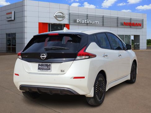 Used 2023 Nissan Leaf SV Plus w/ Protection Package image 4