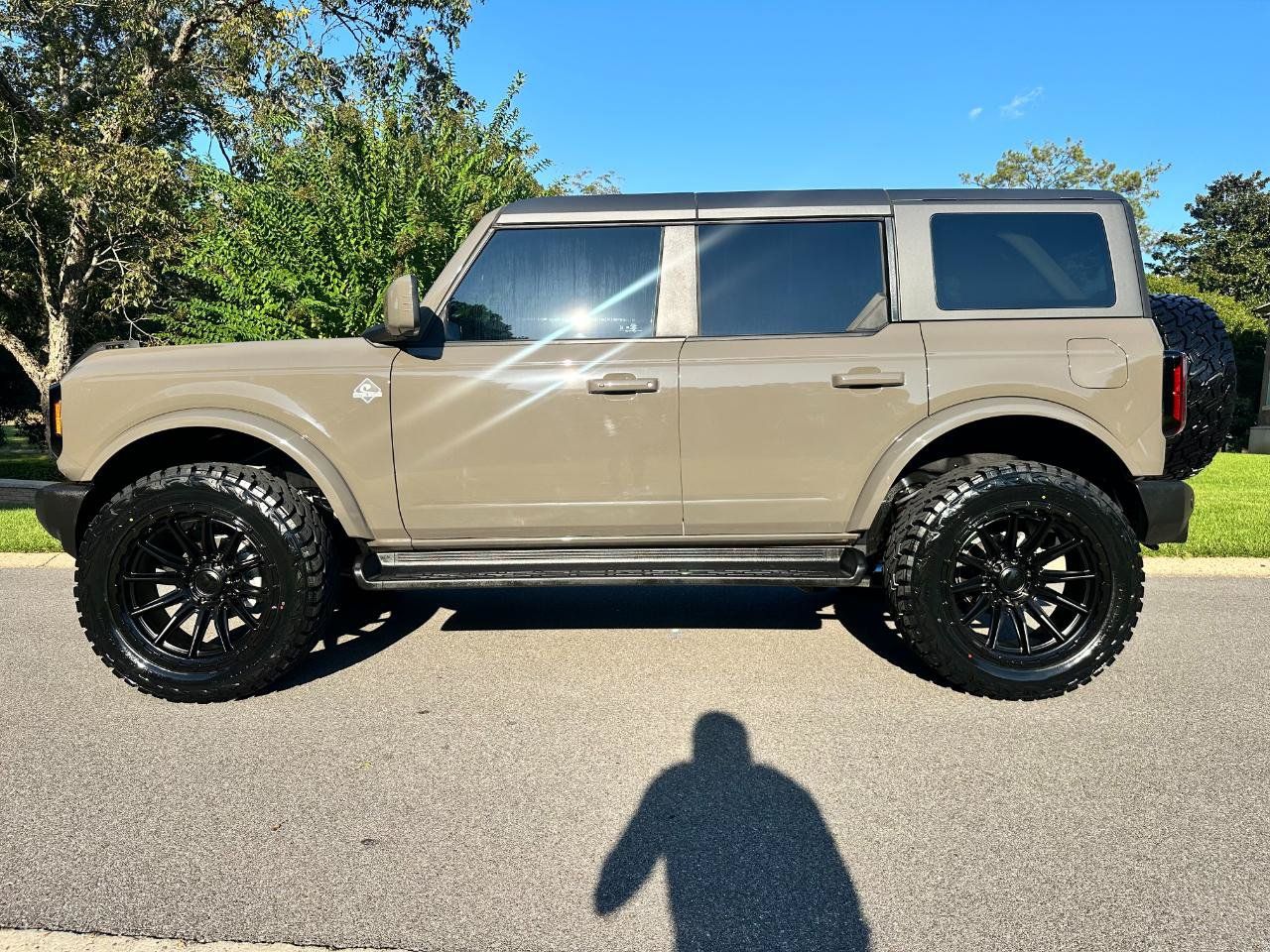 Used 2025 Ford Bronco Outer Banks AWD/4WD image 8