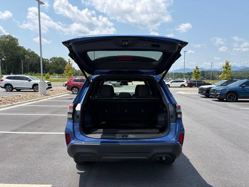 New 2026 Subaru Forester Premium AWD/4WD image 9