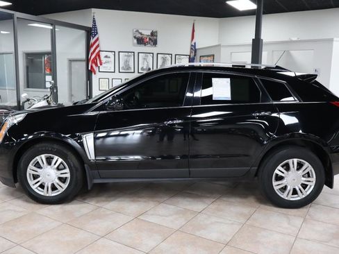Used 2015 Cadillac SRX Luxury w/ Driver Awareness Package FWD image 2