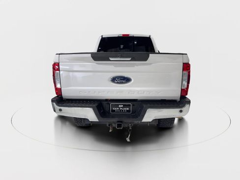 Used 2017 Ford F250 Lariat w/ Lariat Value Package image 12