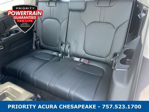 Used 2025 Honda Pilot Elite image 25