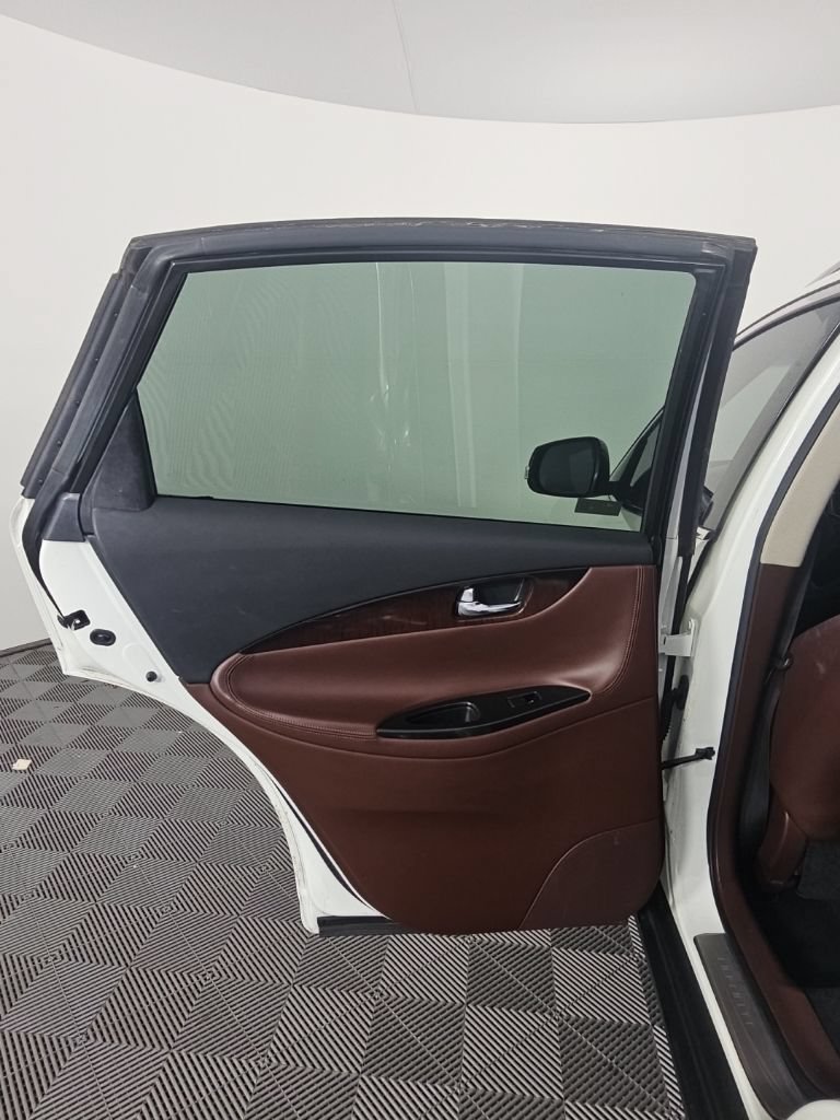 Used 2017 INFINITI QX50 2WD w/ Premium Package image 14