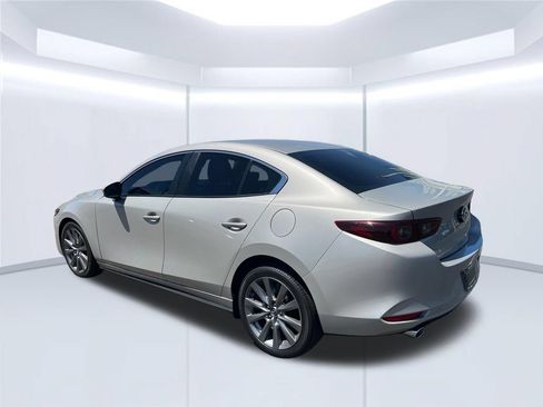 Used 2025 MAZDA MAZDA3 s FWD image 3