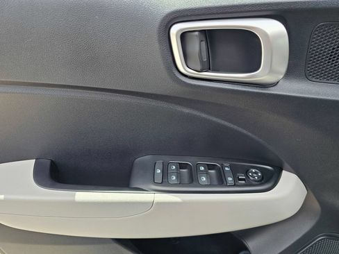 Certified 2026 Hyundai Venue SEL FWD image 16