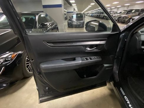 Used 2024 Honda CR-V EX image 9