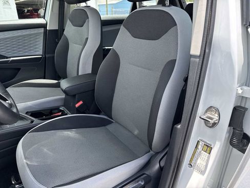 Certified 2023 Volkswagen Taos S FWD image 23