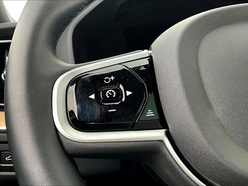 Used 2026 Volvo XC60 B5 Plus w/ Protection Package Premier image 25