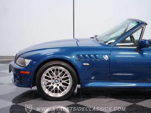 Used 2001 BMW Z3 3.0i RWD image 19