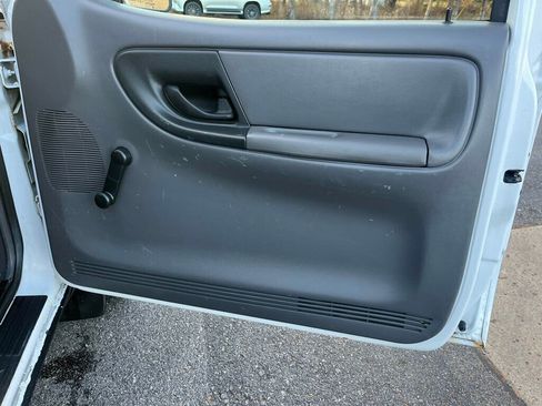 Used 2001 Ford Ranger 4x4 Regular Cab image 26
