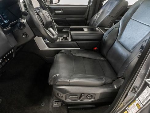Used 2024 Toyota Tundra Platinum AWD/4WD image 11