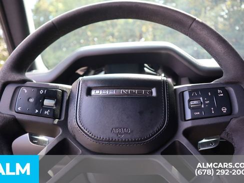 Used 2023 Land Rover Defender 110 V8 image 32