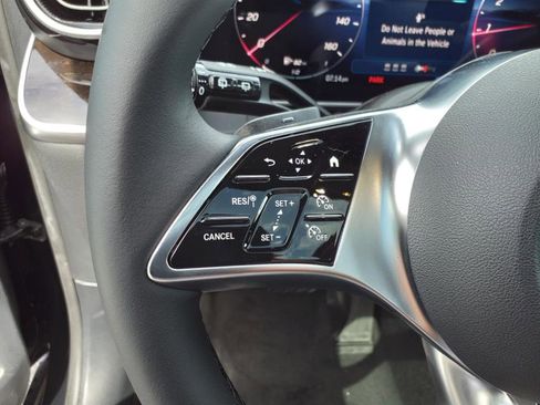 Certified 2025 Mercedes-Benz GLC 300 4MATIC image 15