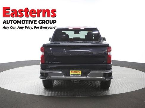 Used 2022 Chevrolet Silverado 1500 LT AWD/4WD image 36