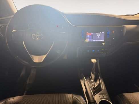 Used 2017 Toyota Corolla SE FWD image 11
