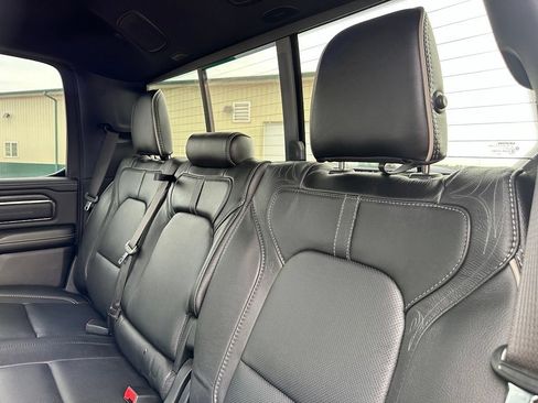 Used 2022 RAM 1500 Limited w/ Body-Colour Bumper Group AWD/4WD image 23