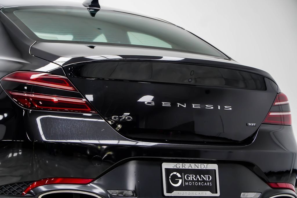 Used 2023 Genesis G70 3.3T RWD image 19
