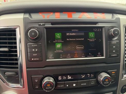 Used 2019 Nissan Titan PRO-4X image 15