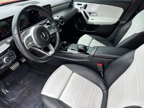 Used 2020 Mercedes-Benz A 220 image 11